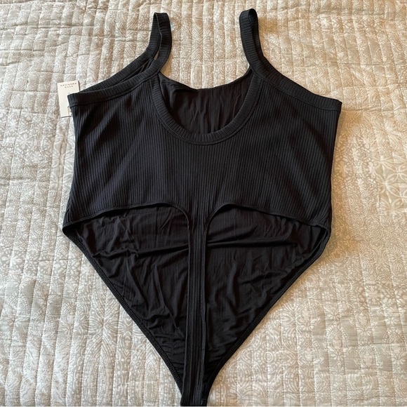 Good American Ribbed Scoop Back Sleeveless Thong Bodysuit in Black 4X NWT - Picture 9 of 11